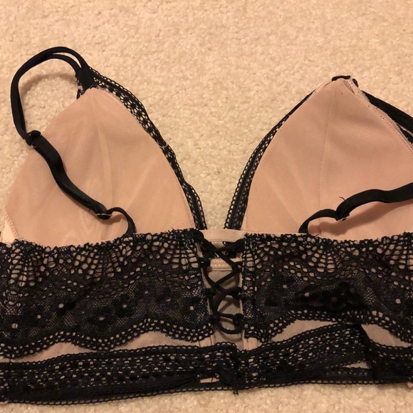 Dynamite lace bralette size small - Picture 2 of 3